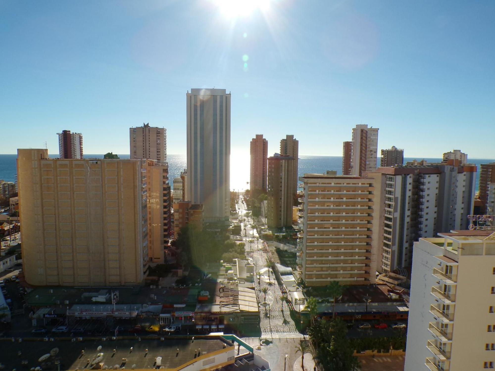 Apartamento Torre Domo Бенидорм Экстерьер фото