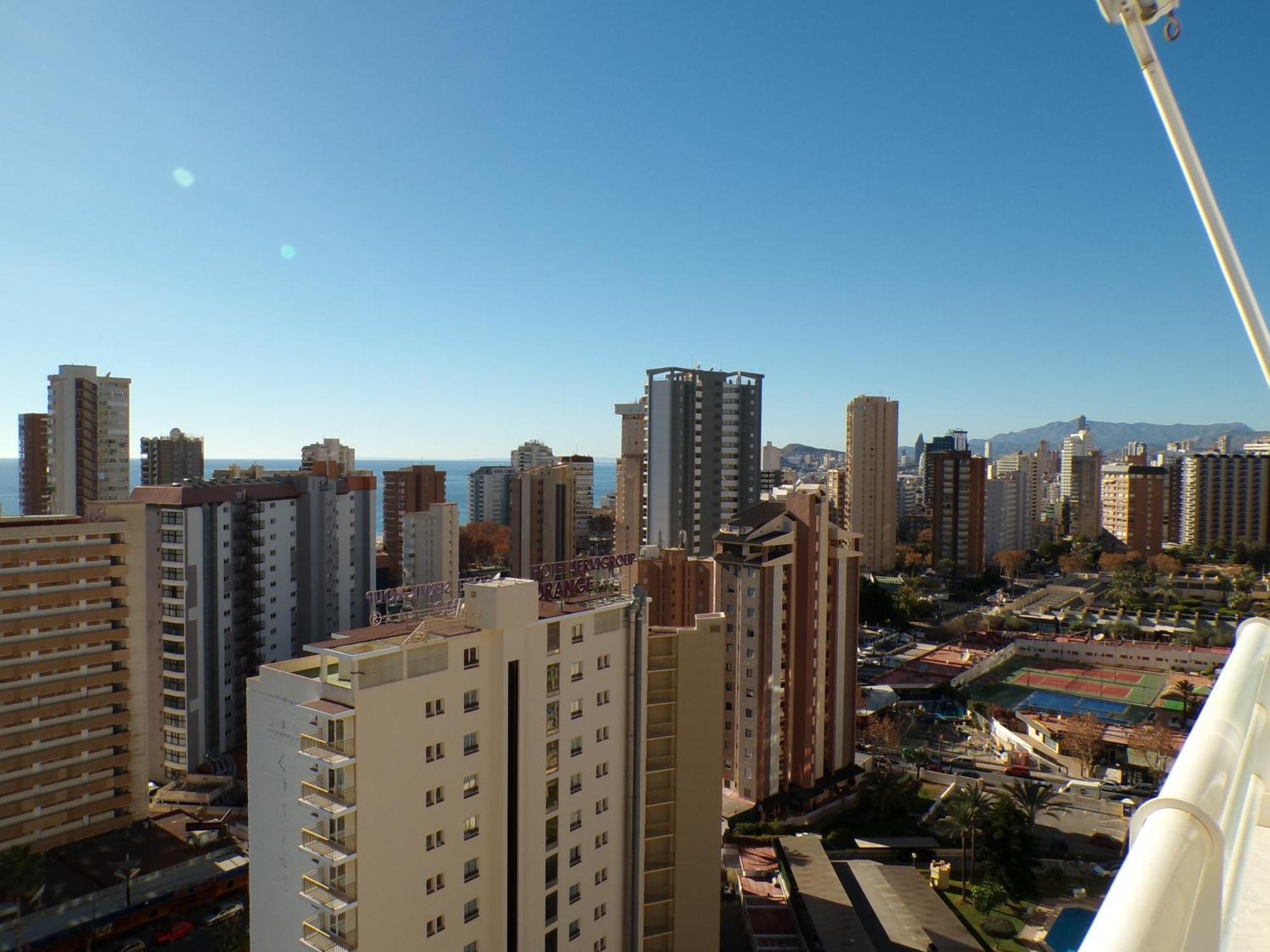 Apartamento Torre Domo Бенидорм Экстерьер фото
