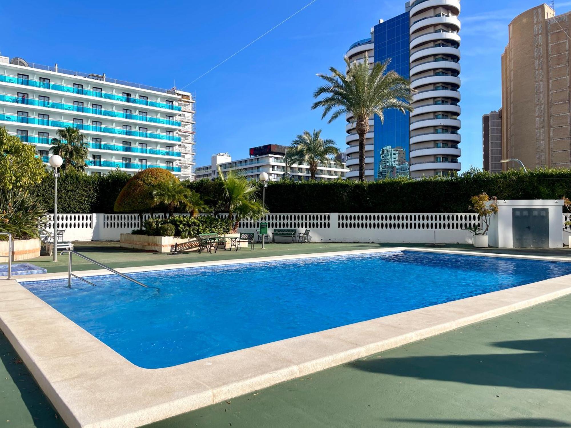 Apartamento Torre Domo Бенидорм Экстерьер фото