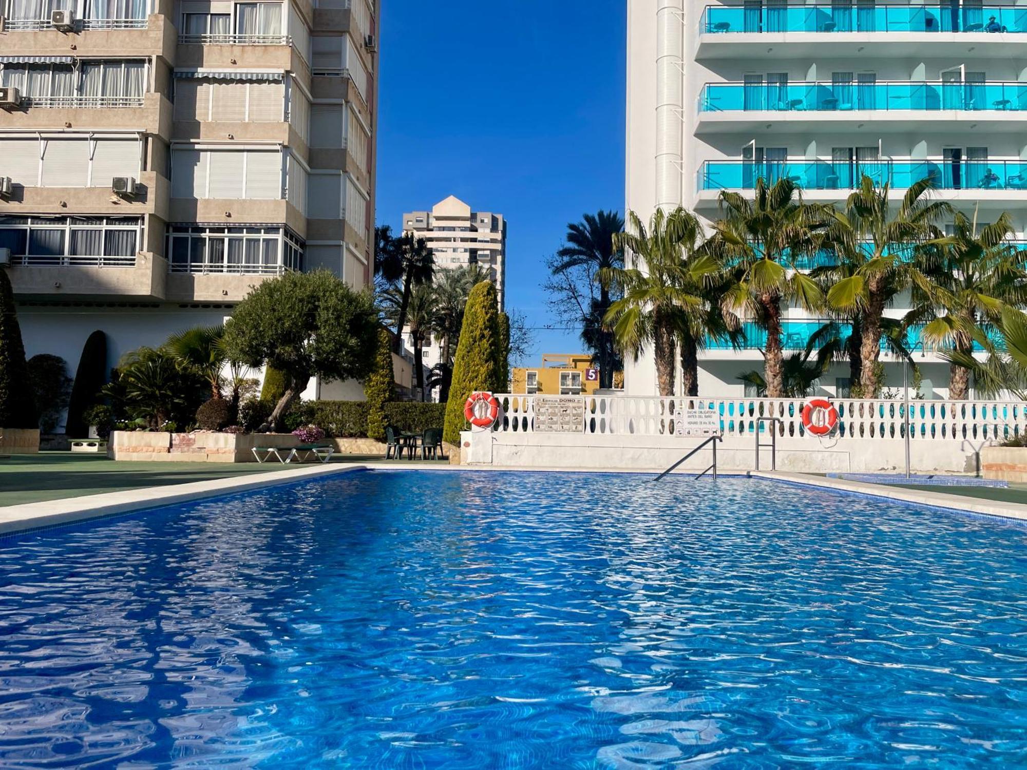 Apartamento Torre Domo Бенидорм Экстерьер фото